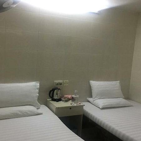 Unique Hostel Хонконг Екстериор снимка